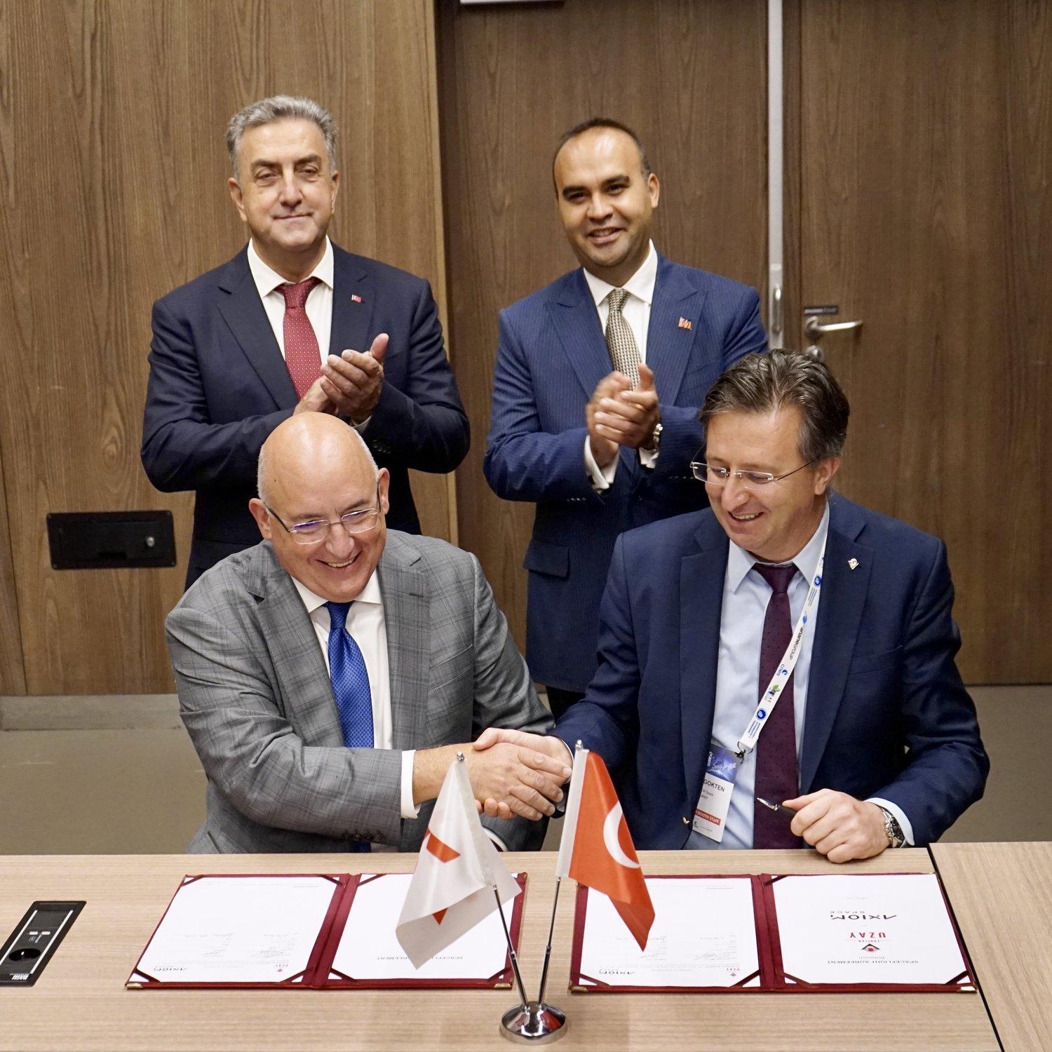 Turkish space officials sign MOU with Axiom Space