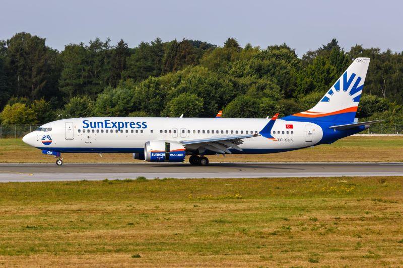 Sunexpress Boeing 737-8