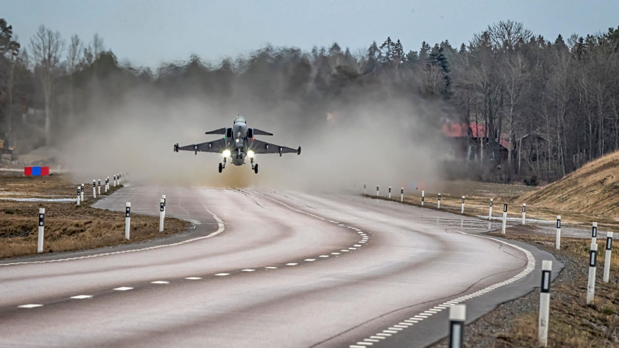 Saab JAS-39 C/D Gripen fighter