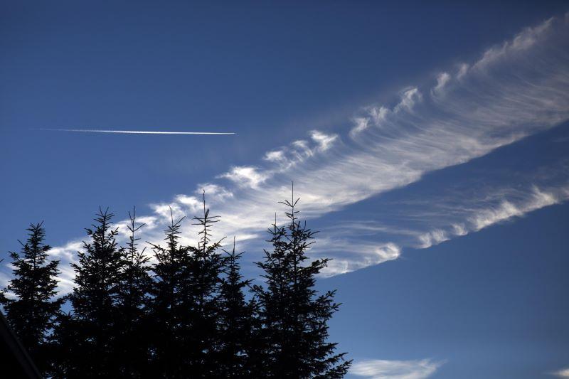 Contrails in Germany