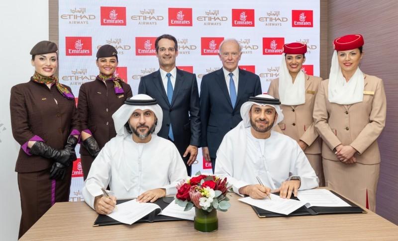 Etihad and Emirates executives sign agreement