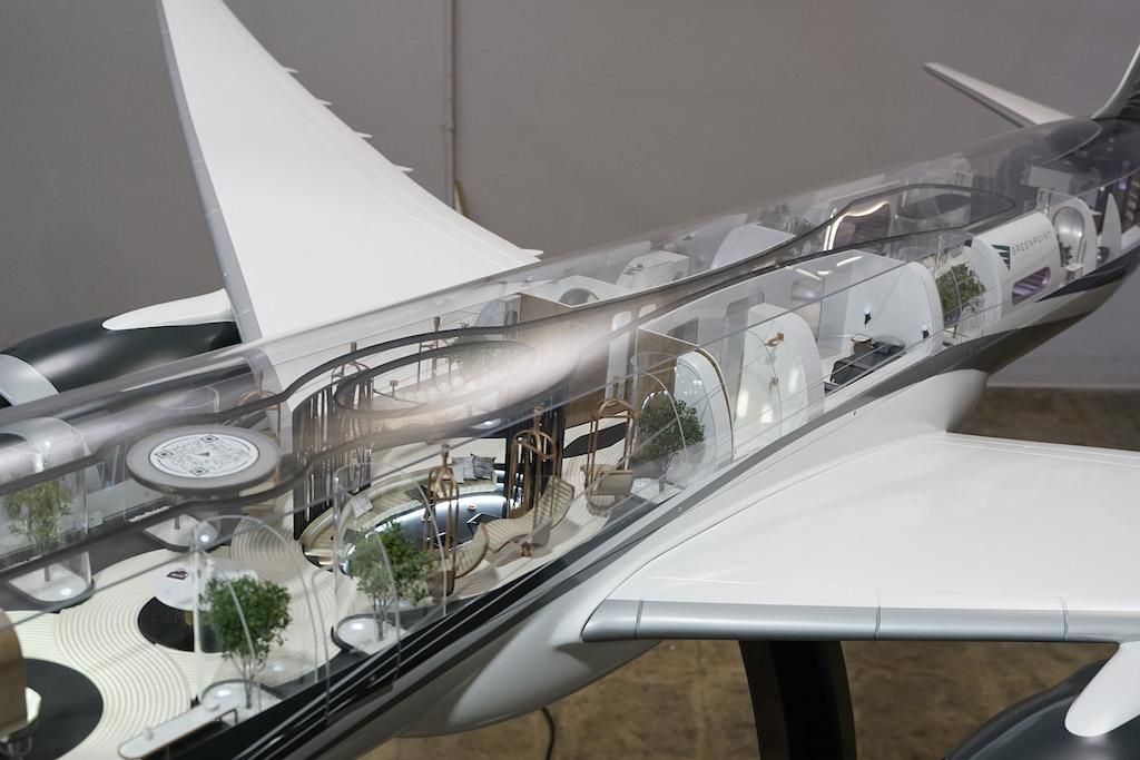 Greenpoint 777 VIP interior