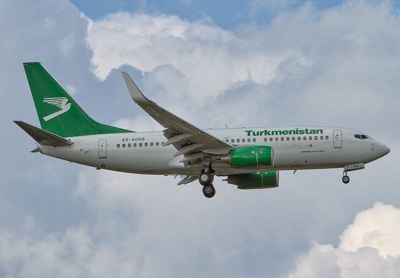 Turkmenistan Boeing 737-700 