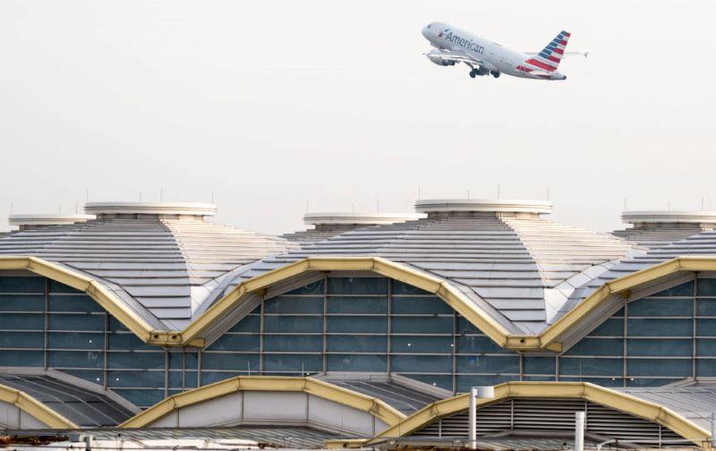 How Early Should I Get to Reagan Washington National Airport?