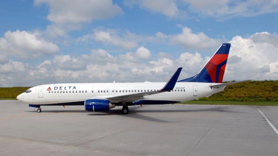 Delta Air Lines Boeing 737-800