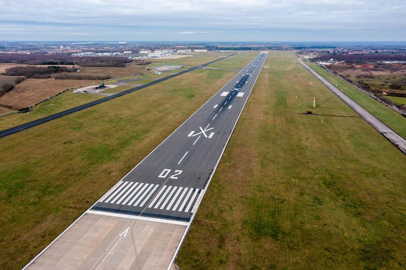 doncaster Sheffield airport runway 2