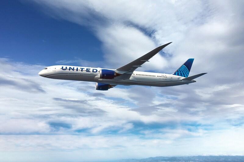 united airlines 787-7