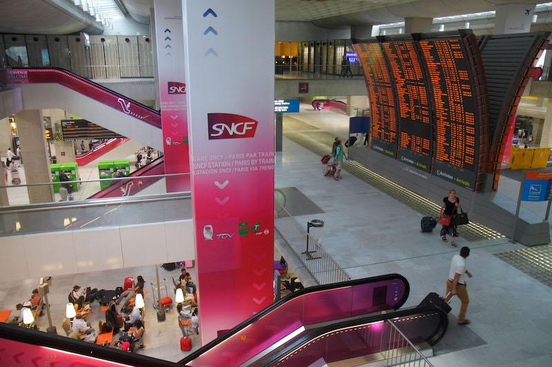 SNCF Charles de Gaulle station