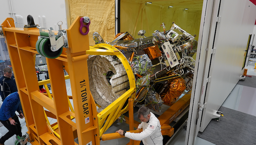 Lądownik księżycowy Nova-C firmy IM dociera do miejsca startu na Florydzie