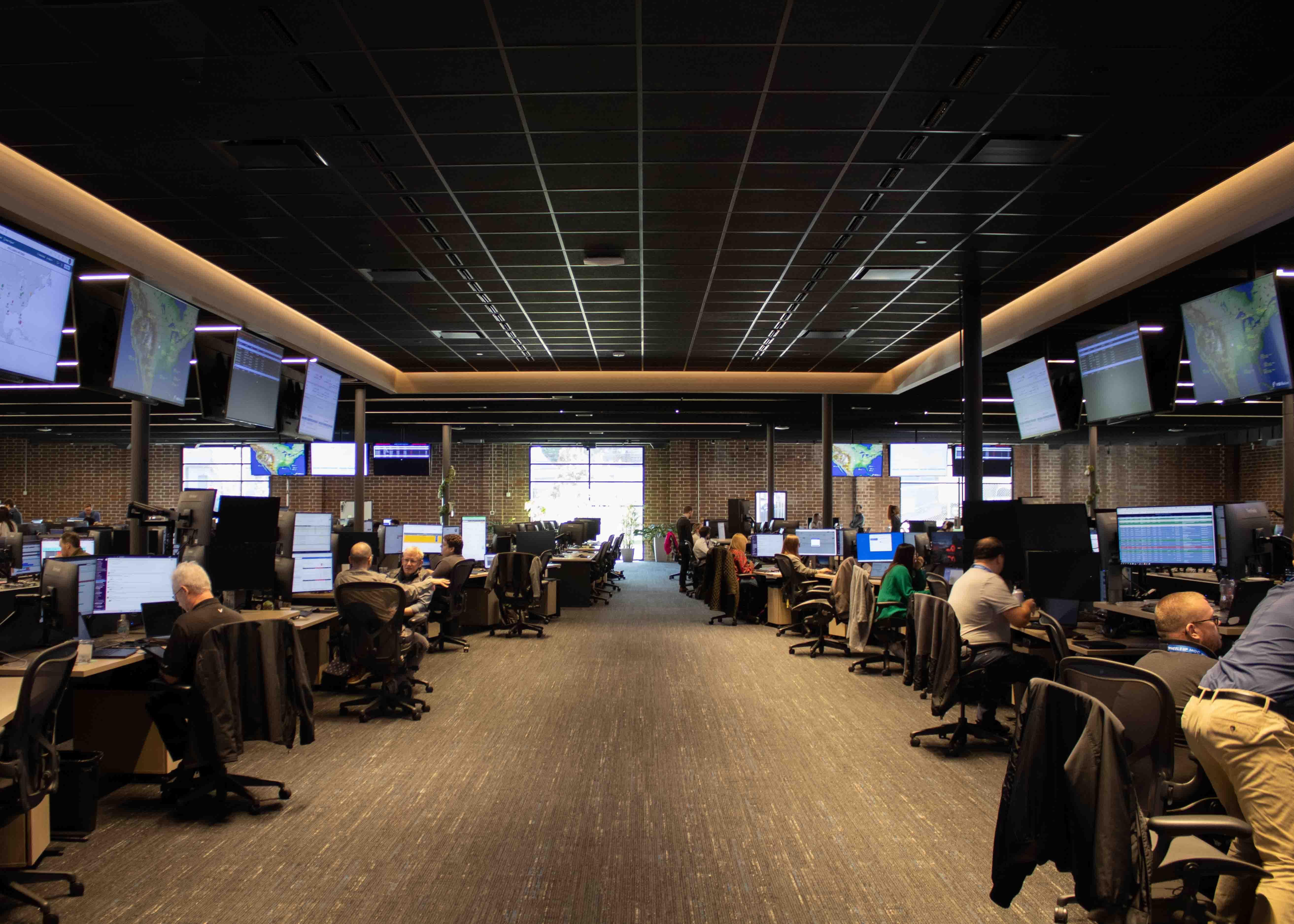 Center of Wheels UP workspace