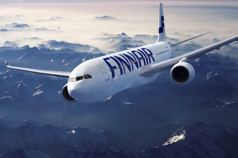 Finnair over mountains