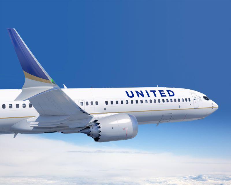 United Airlines 737-9
