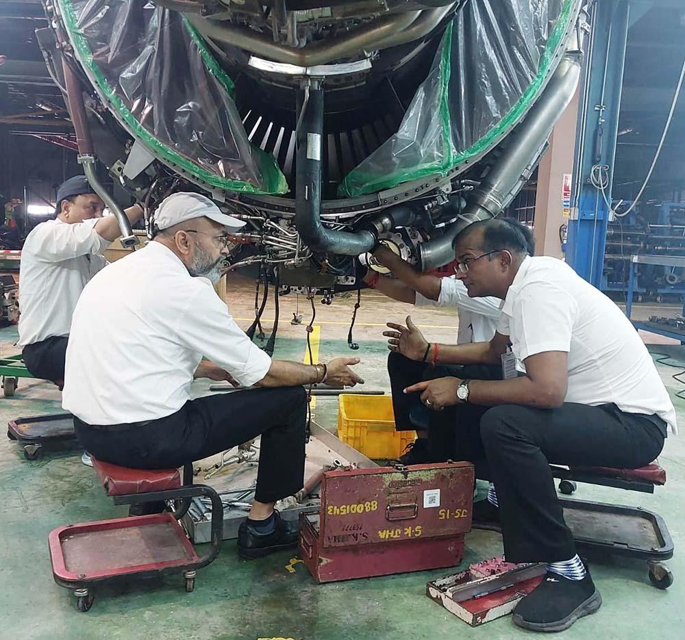 Engine technicians