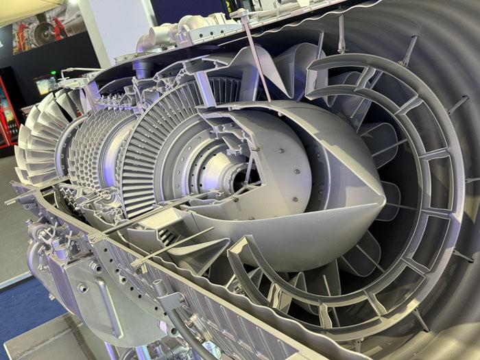 Turkey's TEI-TF10000 turbofan engine