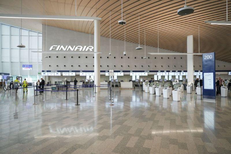 Helsinki airport departures hall