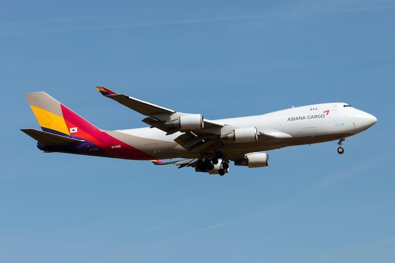 asiana cargo jet