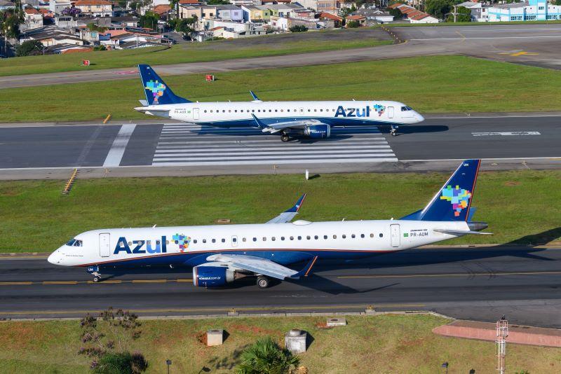 Azul Embraer E195