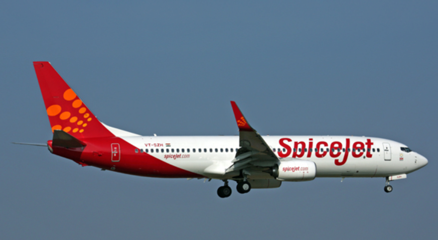 SpiceJet 737-800