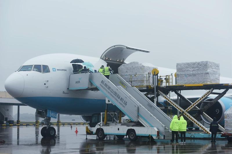 Boeing 767 freighter