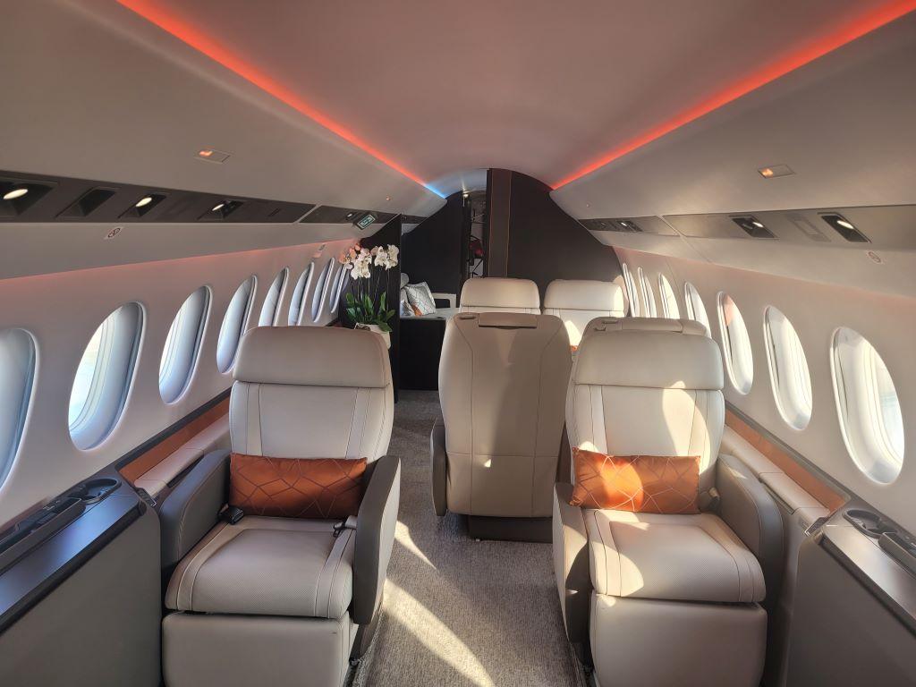 Falcon 8X interior