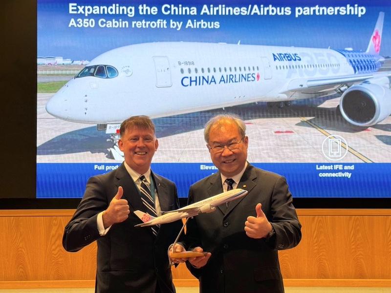 A350 retrofit signing ceremony