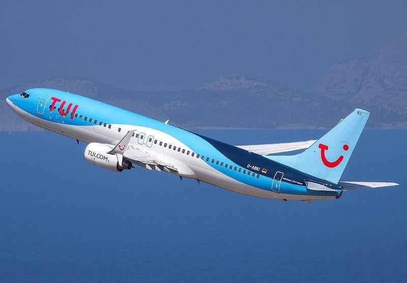 TUI 737-800