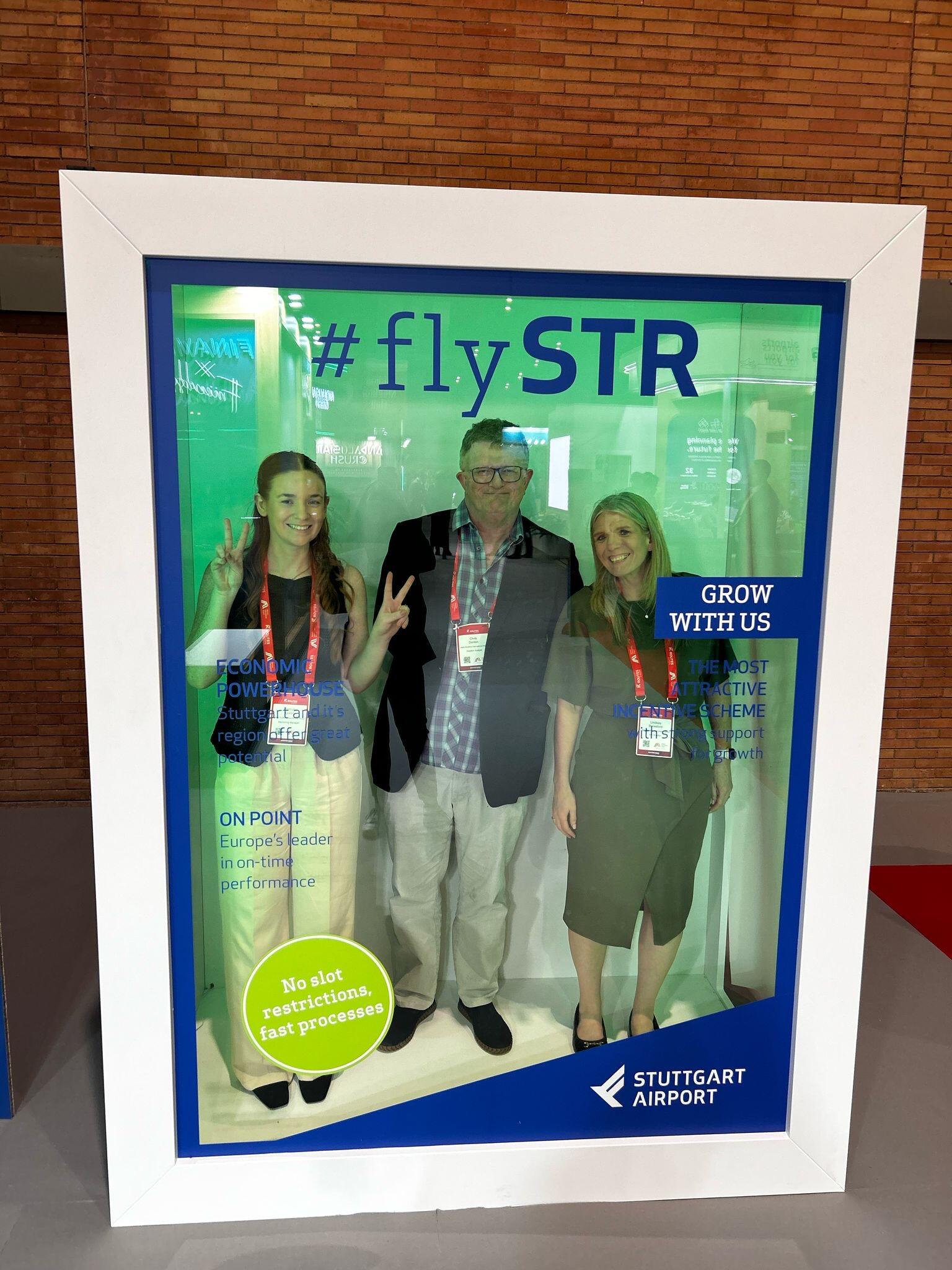 Share your snaps from the Stuttgart Airport photo box!