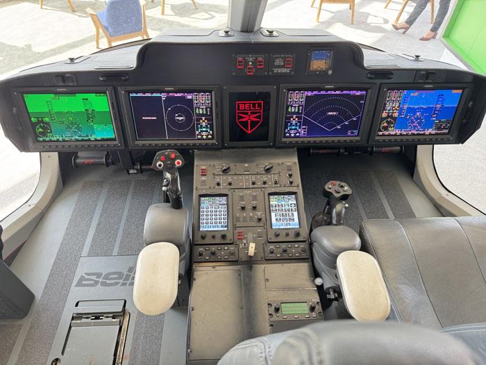Bell 525 cockpit