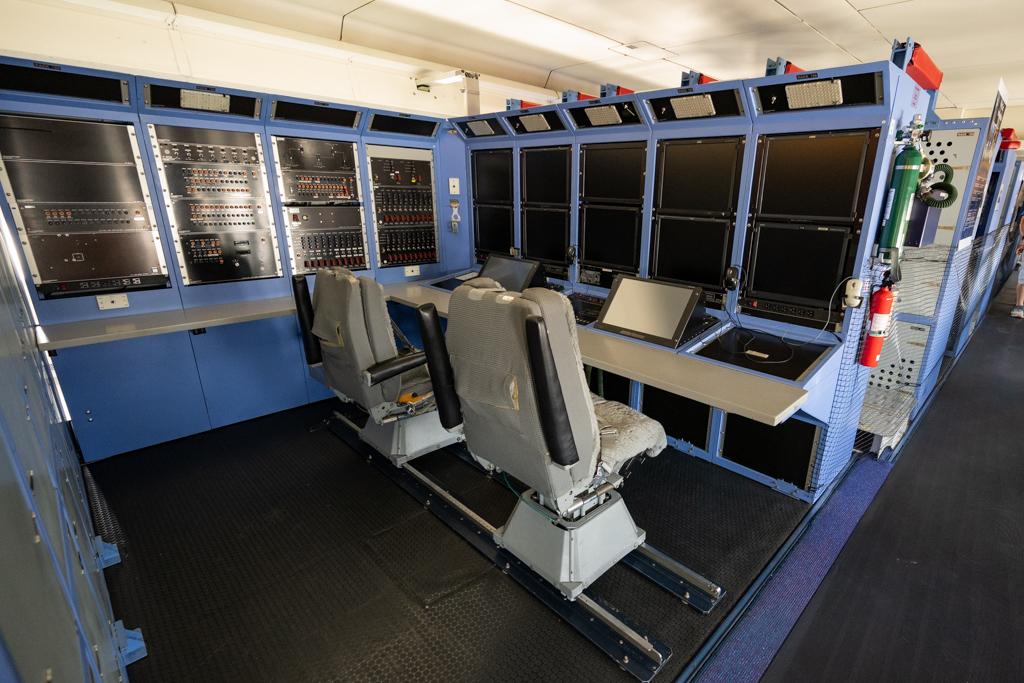 Boeing 747 engine test station