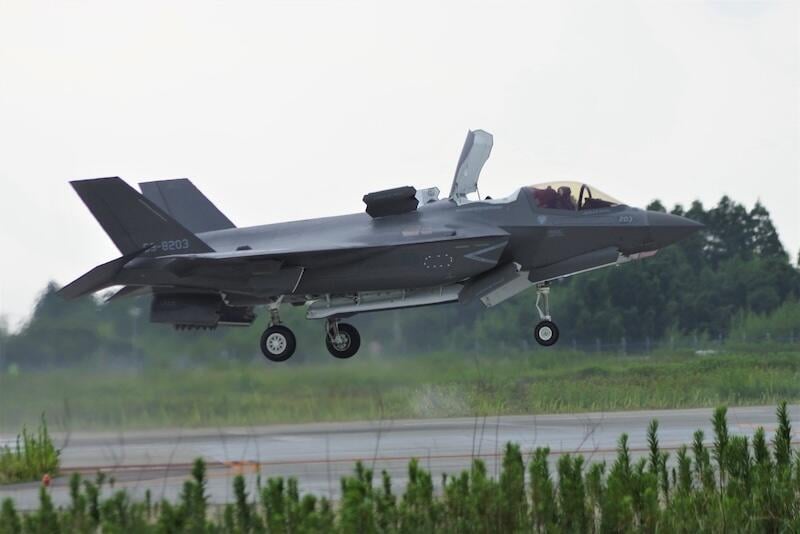 Japan Receives First Three F-35Bs | Aviation Week