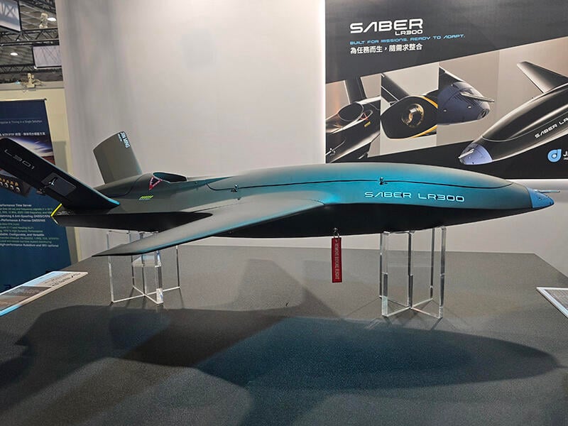 Jin Ming unveiled the Saber LR300