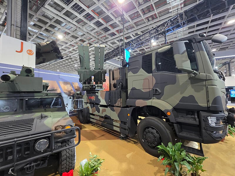 Land Sword II surface to air missile, based on the Sky Sword II air to air missile