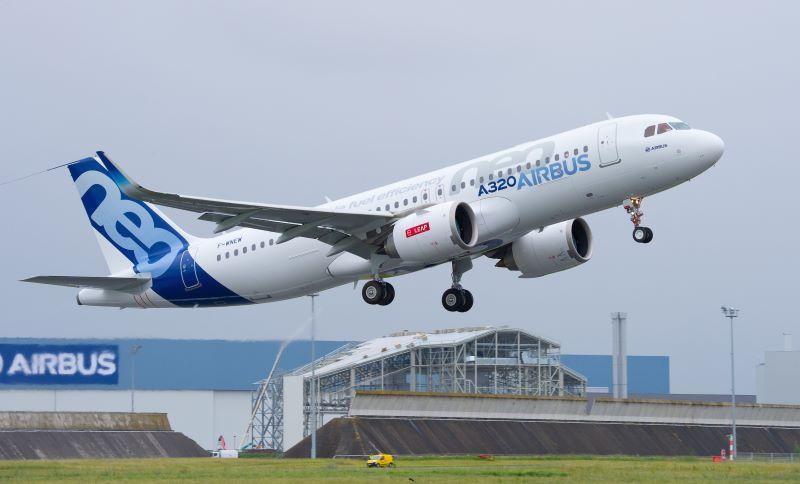 Airbus A320neo taking off