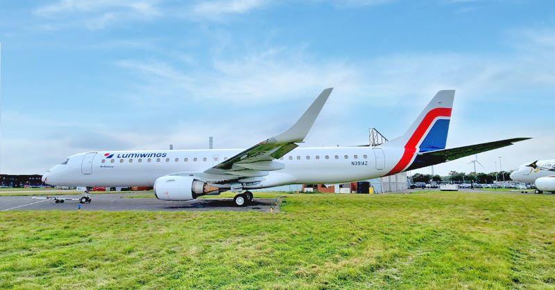 Lumiwings Embraer E195-E1