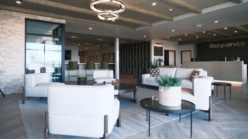 Skyservice Napa location front desk