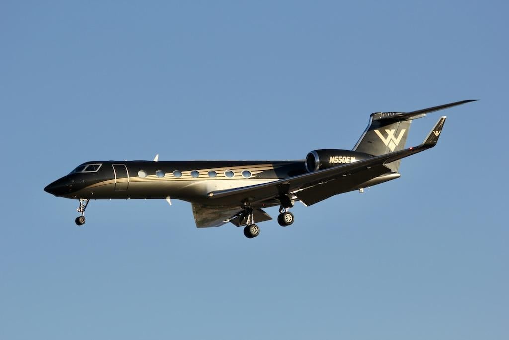 Gulfstream G550 photo