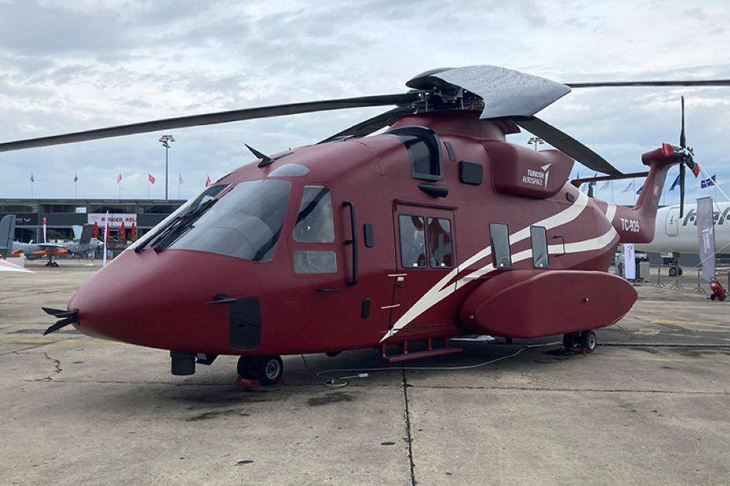 T925 utility helicopter i