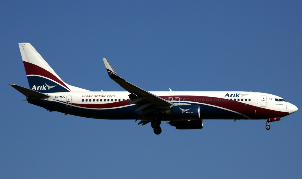 Arik Air 737-800