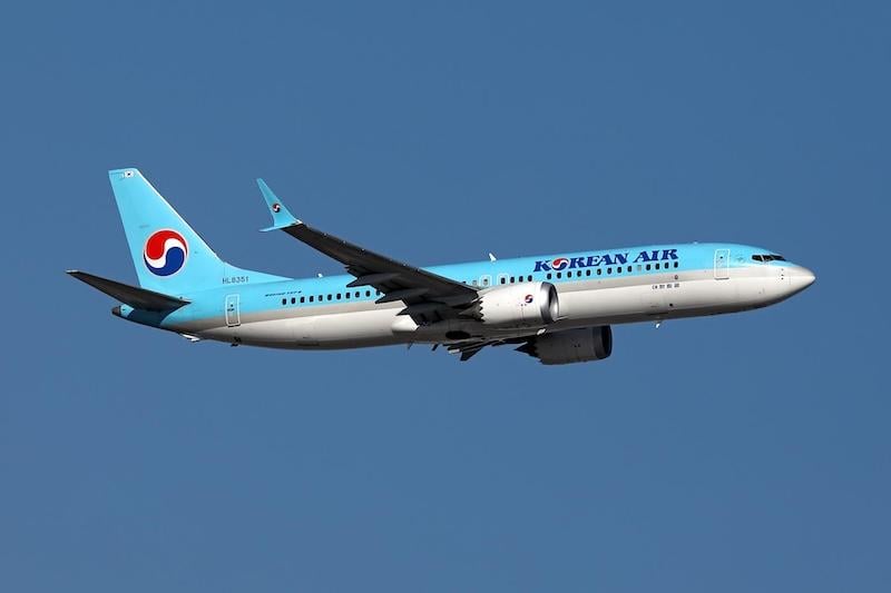 korean air 737-8