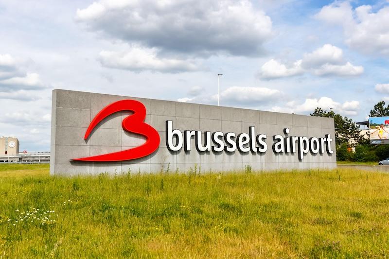 brussels airport sign