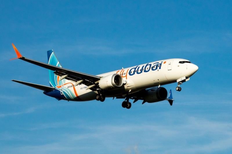 flydubai 737-8