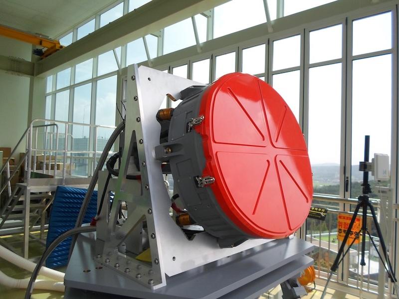 KF-21 AESA radar at Hanwha Systems test facility