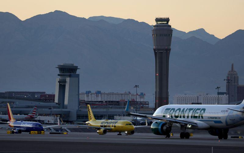 Frontier Airlines and Spirit Airlines aircraft
