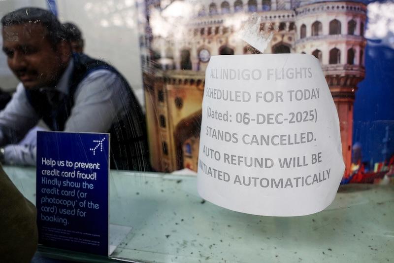 indigo flight canceled sign