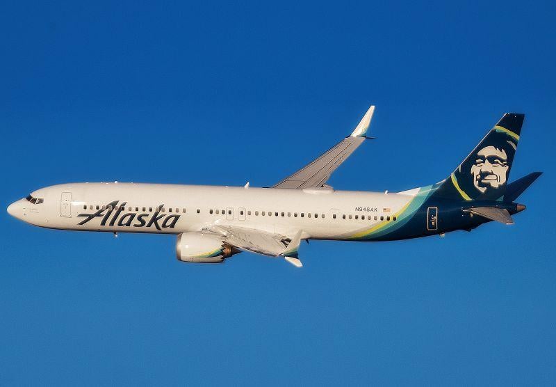 Alaska Airlines Boeing 737-9
