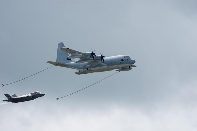 c-130J refueling F-35B