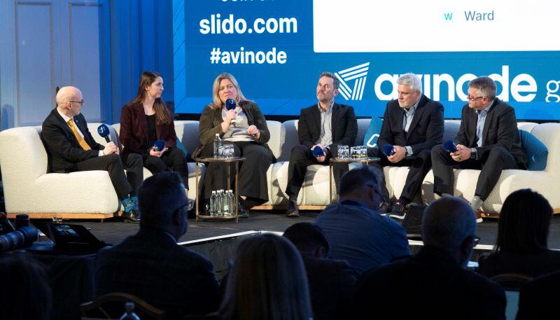 The panel at CJI London. From left to right: Sebastian Larue, Pratt & Whitney Canada; Lindsey Gillen, Rolls-Royce; Daniela Nova, Honeywell; Paul Gibson, Collins Aerospace; George Tsopeis, Bombardier; Greg Norwood, GE Aerospace.