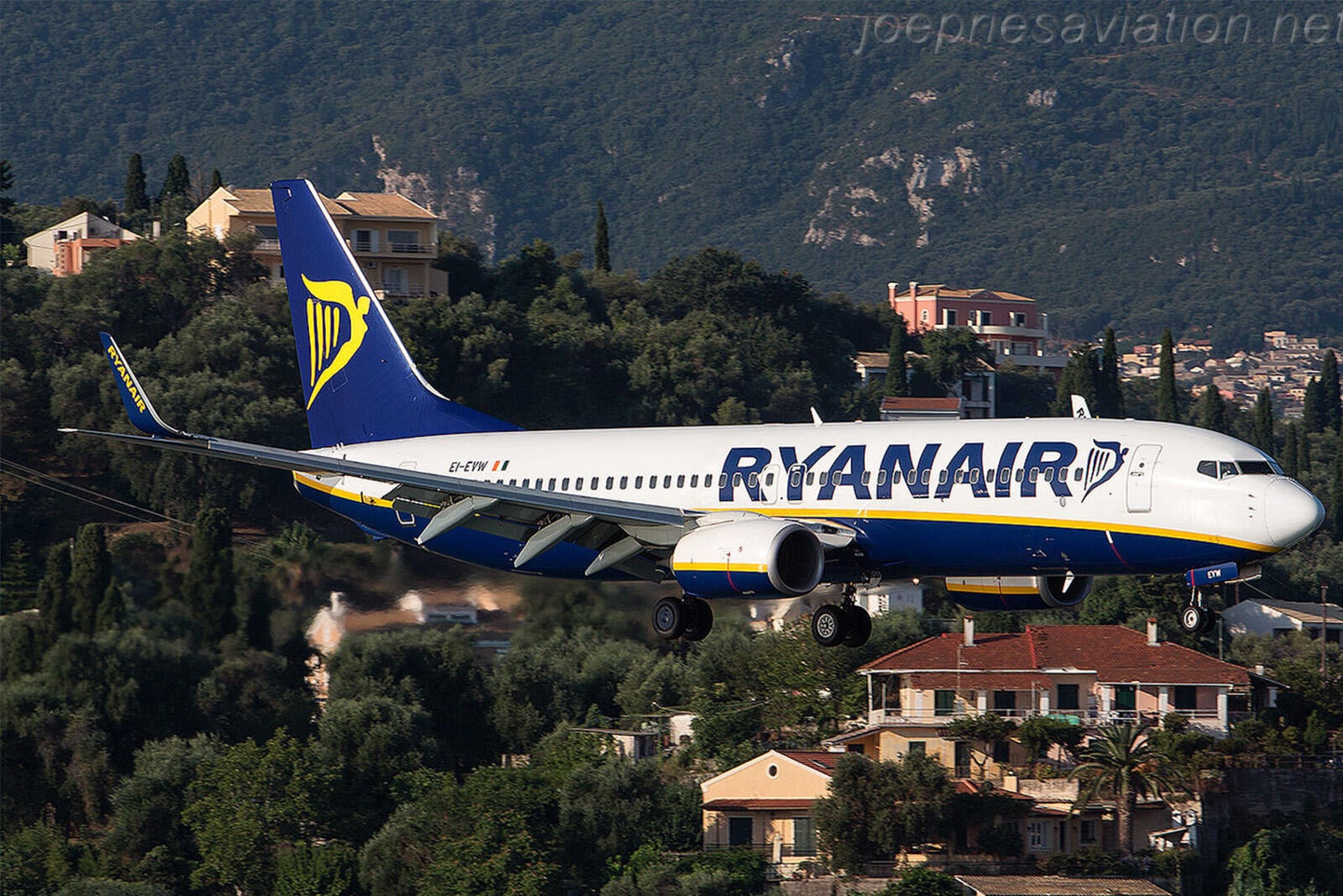 Ryanair jet