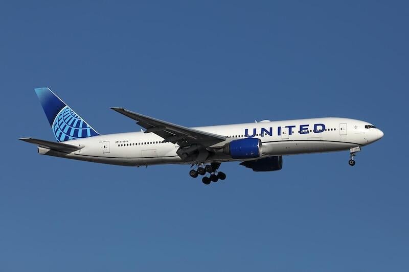 United Airlines Nears Widebody Starlink Installations