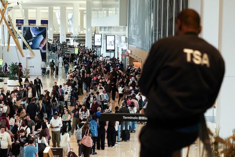 TSA at laguardia
